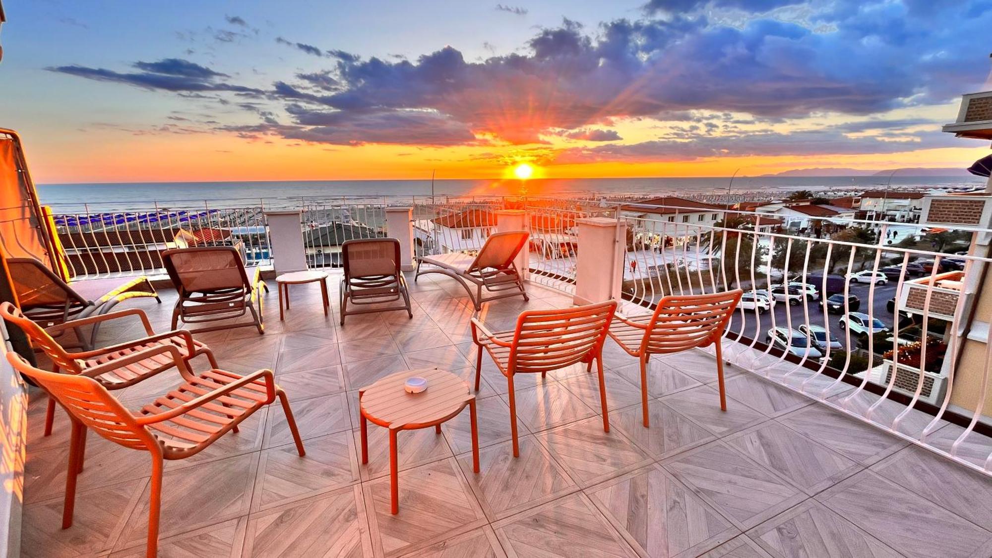 Hotel Medusa Lido di Camaiore Exterior photo
